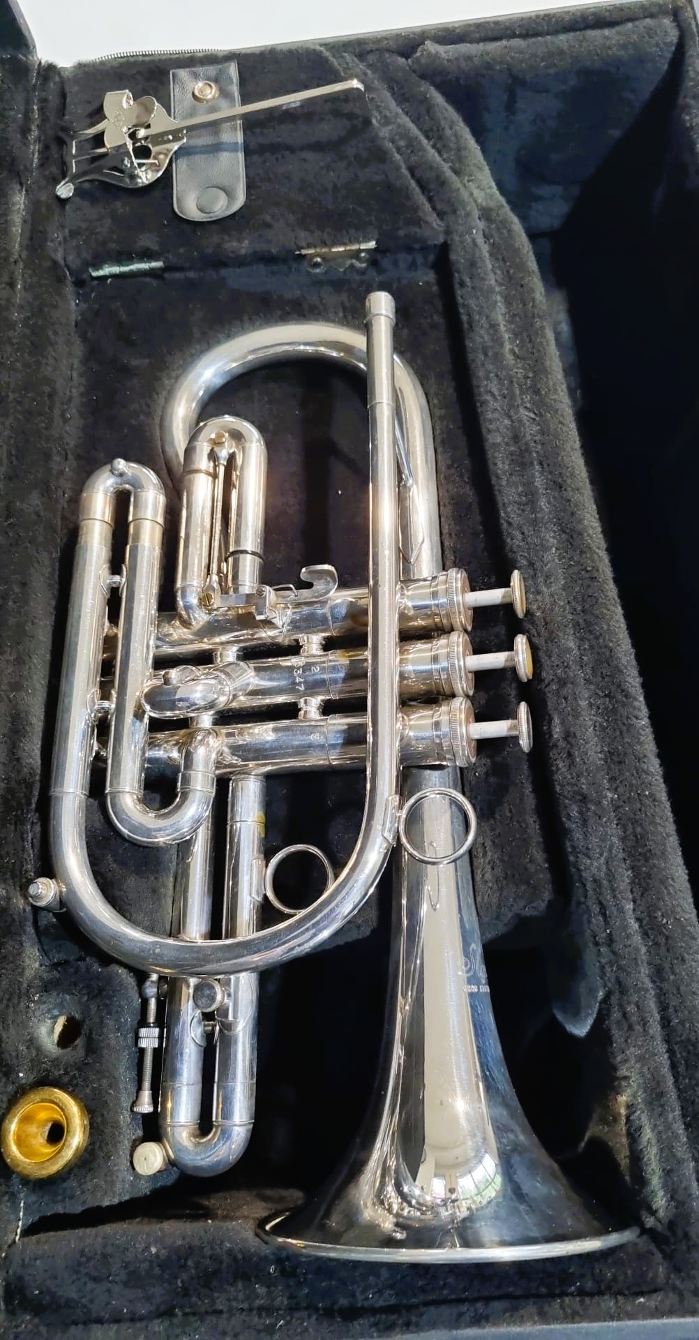 Pre-loved DEG (Donald E. Getzen) Bb Cornet - Image 4